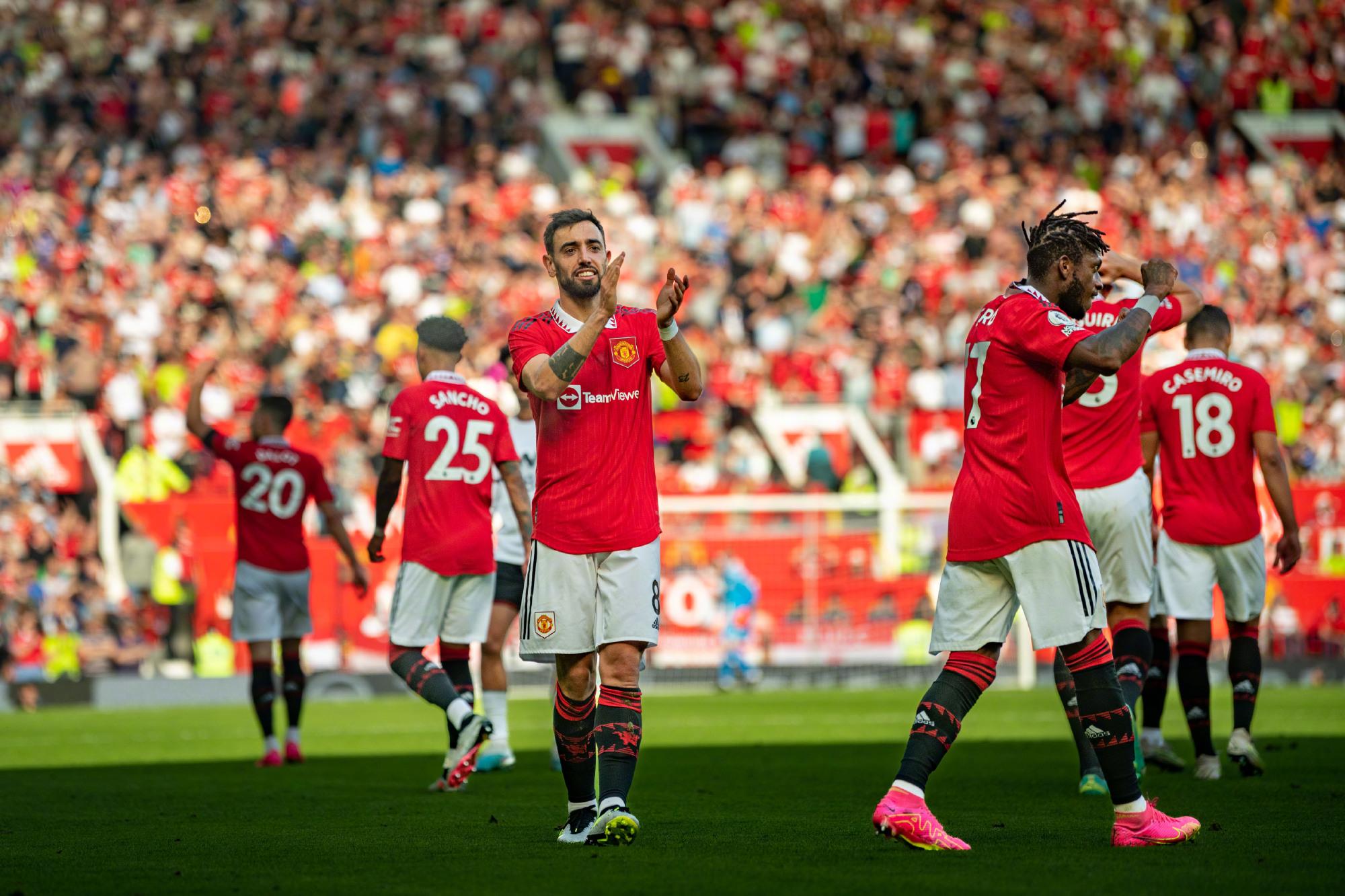 卢宁在此背 卢宁在此背